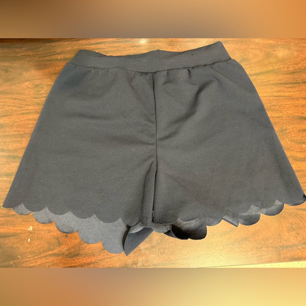 Navy Scalloped Pull on Shorts